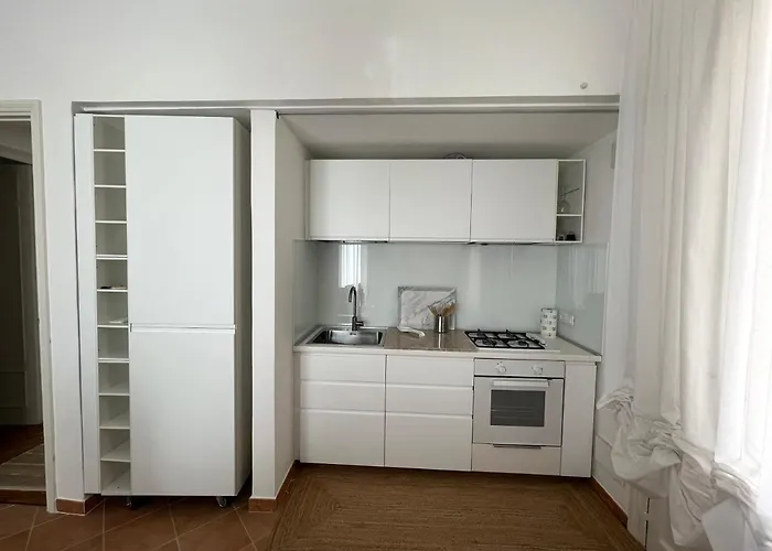 Garibaldi St Cozy Retreat Exclusive Boutique Apartment
