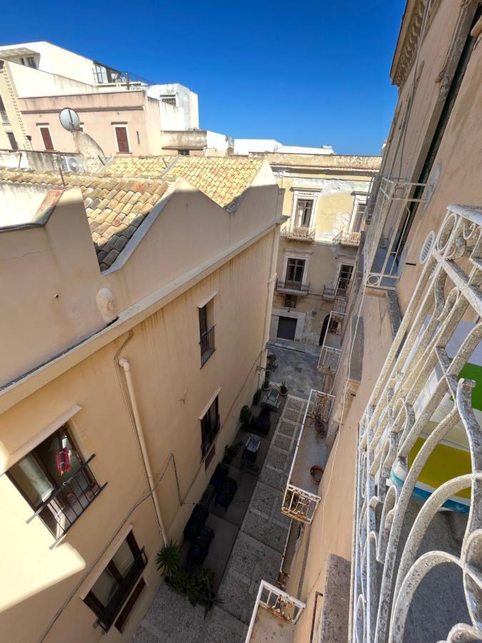 Garibaldi St Cozy Retreat Exclusive Boutique Trapani