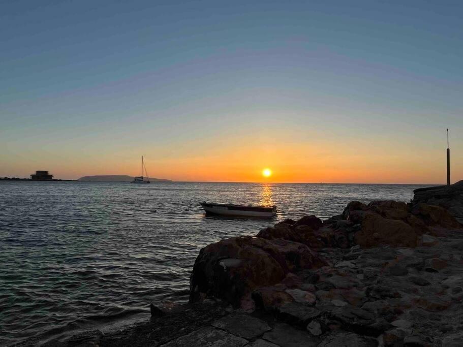 Apartment Garibaldi St Cozy Retreat Exclusive Boutique Trapani